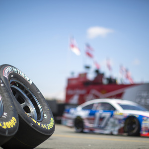 Goodyear va rămâne furnizorul oficial al campionatului NASCAR pe cel puțin încă doi ani